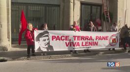 Fascio, Lenin e reali è passato VS futuro thumbnail