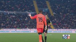 Indagini sui razzisti Il calcio con Maignan thumbnail