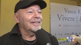 Vasco Rossi e il suo libro thumbnail