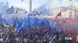 La forte protesta dei lavoratori dell'auto thumbnail
