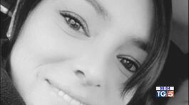 Uccisa a coltellate si cerca il marito thumbnail