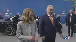 Mattarella da Xi, Meloni a Budapest thumbnail