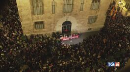 Valencia in piazza, ira e disperazione thumbnail