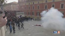 Battaglia politica su scontri e magistrati thumbnail