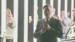 Musk all'attacco dei giudici italiani thumbnail