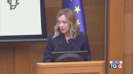 Meloni: "Fisco, aiutare onesti". Bocciato terzo mandato thumbnail