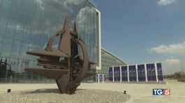 La Nato a Bruxelles, aiuti per l'Ucraina thumbnail