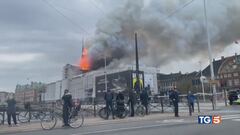 Incendio a Copenaghen "La nostra Notre-Dame"