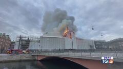 Incendio a Copenaghen "La nostra Notre-Dame"