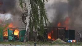Bombe russe su Kharkiv Risposta dell'Ucraina thumbnail