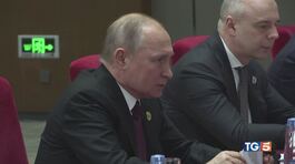 Putin loda Xi Jinping: "Nessuno salverà Kiev" thumbnail