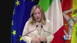 Meloni: Italia virtuosa Ucraina? Solo difesa thumbnail