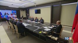 Putin: "C'è l'occidente dietro avanzata Kiev" thumbnail