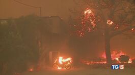 In soccorso di Atene circondata dal fuoco thumbnail