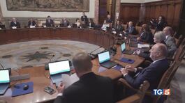 Meloni a Palazzo Chigi si lavora alla manovra thumbnail