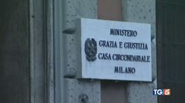 Fiamme in cella muore detenuto thumbnail