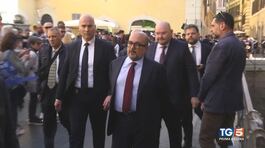 Sangiuliano si dimette Giuli il nuovo ministro thumbnail