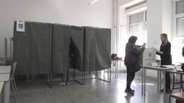 Sardegna al voto, sale l'affluenza thumbnail