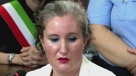 "Pifferi imbeccata", è scontro thumbnail
