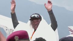 Doppio record in cima all'Everest