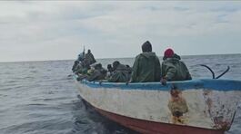 Migranti, il piano anti-trafficanti thumbnail