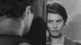L'America festeggia i 90 di Sofia Loren thumbnail