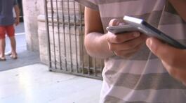 Ritorno a scuola senza cellulari thumbnail