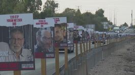Tel Aviv si spacca sugli ostaggi thumbnail