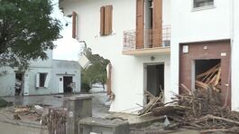 Dopo 15 giorni di nuovo sott'acqua thumbnail