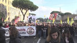 In piazza contro il ddl sicurezza thumbnail