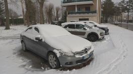 Neve e gelo, feste con il maltempo thumbnail