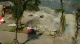 Tsunami, 20 anni fa la catastrofe thumbnail