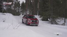 Show sulla neve in Lapponia con Mitsubishi thumbnail