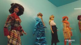 A Milano una mostra celebra le Barbie thumbnail