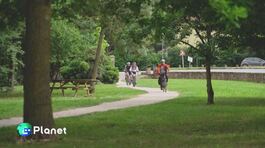 Turisti in bicicletta thumbnail