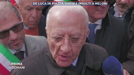 De Luca in piazza, show e insulti a Meloni thumbnail