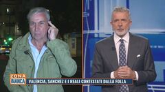 Valencia, Sanchez e i reali contestati dalla folla