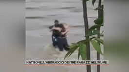 Natisone, l'abbraccio dei tre ragazzi nel fiume thumbnail