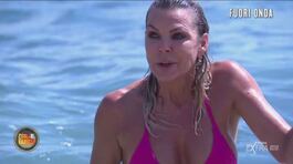Durante lo sbarco sull'Isola, Matilde riceve aiuto da parte di Aras thumbnail