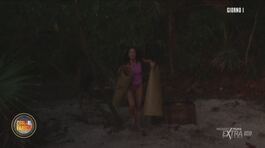 La sistemazione del telo su Playa Coco thumbnail