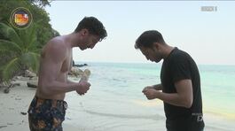 Aras e Samuel si preparano per la pesca thumbnail