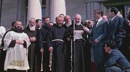 Padre Pio e la Confessione thumbnail