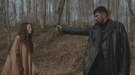 Tahir riceve l'ordine di uccidere Farah thumbnail
