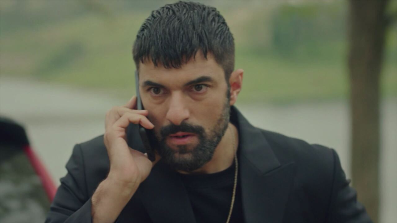 Io sono Farah, replica puntata dell'8 gennaio in streaming | Video Mediaset