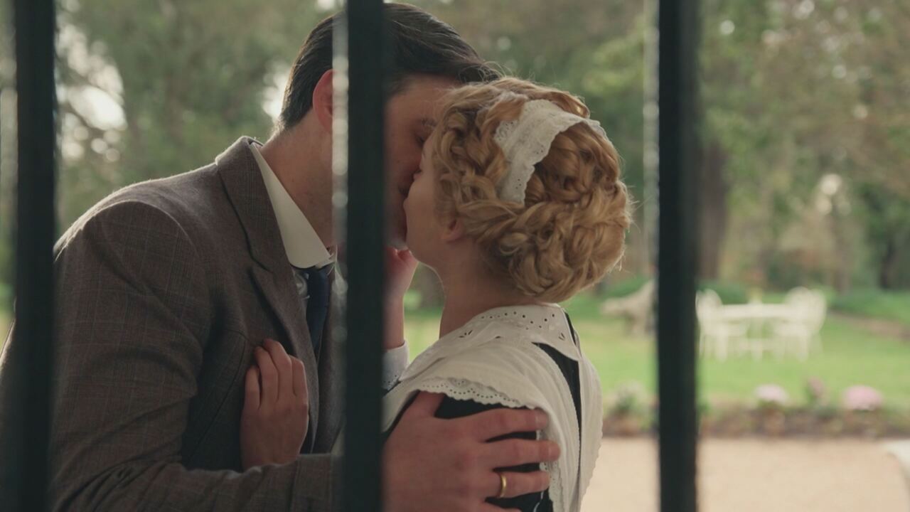 Replica La Promessa in streaming puntata 15 gennaio 2025 | Video Mediaset