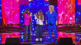 Giulia, mamma Alessandra e Iva Zanicchi in "La noia" thumbnail
