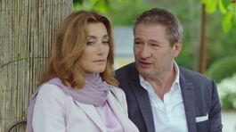 Alexandra: "Ho bisogno di una pausa, tu non mi fai bene" thumbnail
