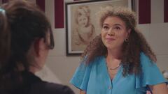 Ana si confida con Lale