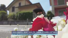 Chiesa gremita e negozi chiusi per i funerali di Sharon Verzeni a Bottanuco thumbnail