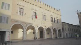 Pesaro, immigrato sferra un pugno in faccia a un'anziana thumbnail
